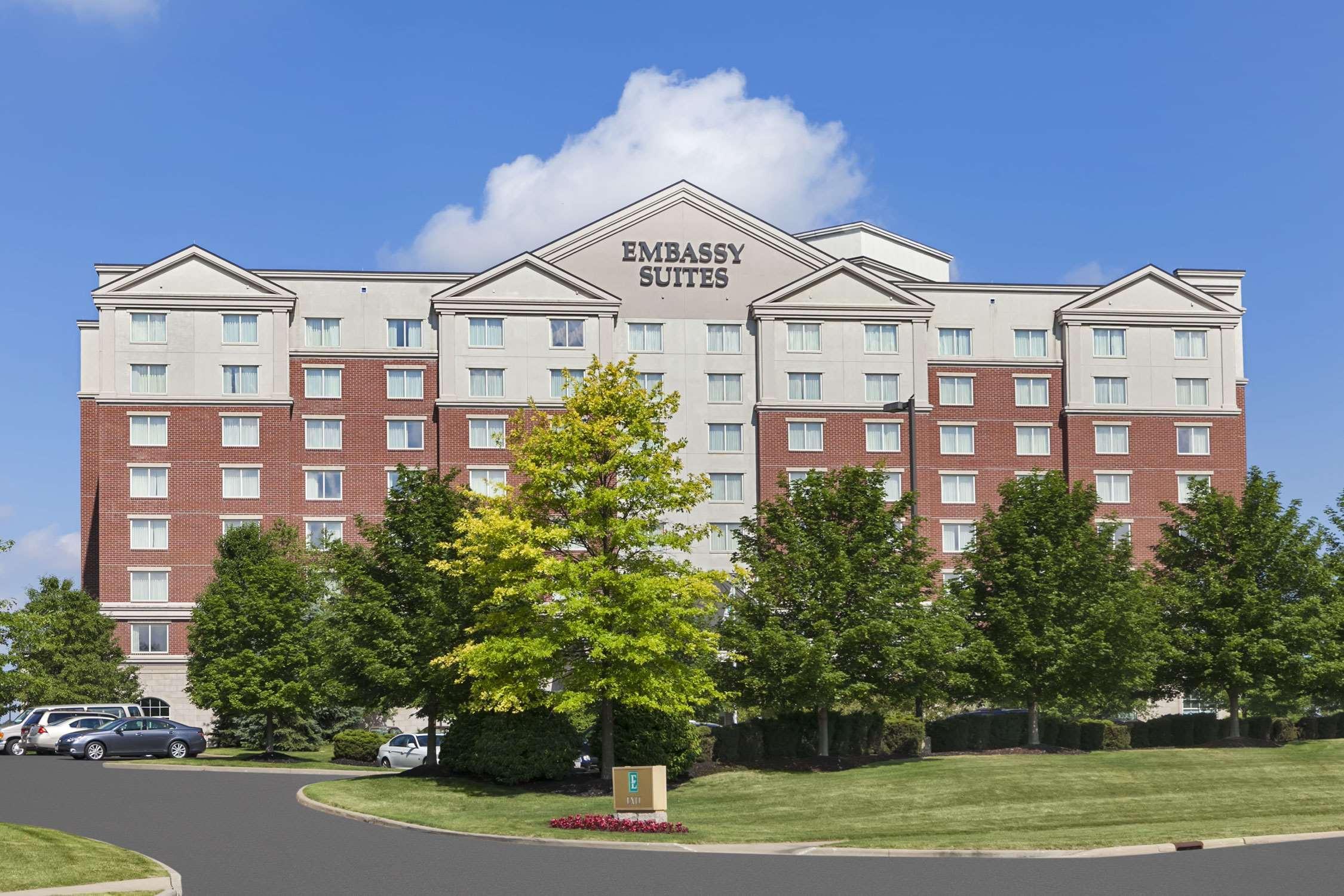 Embassy Suites Cleveland-Rockside Independence Bagian luar foto