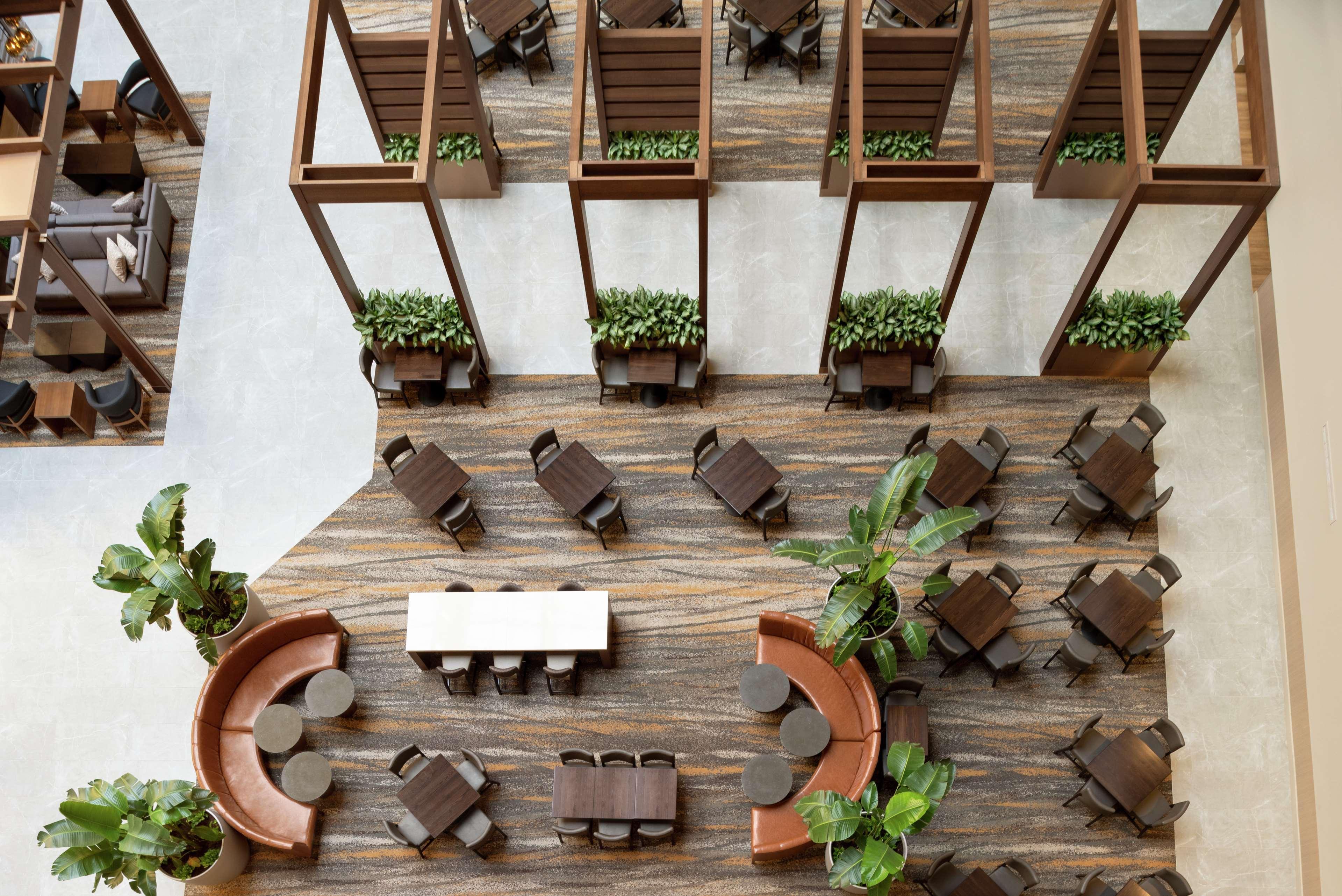 Embassy Suites Cleveland-Rockside Independence Bagian luar foto