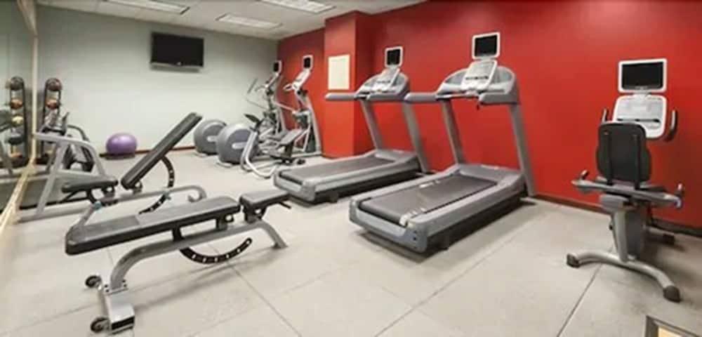 Embassy Suites Cleveland-Rockside Independence Bagian luar foto