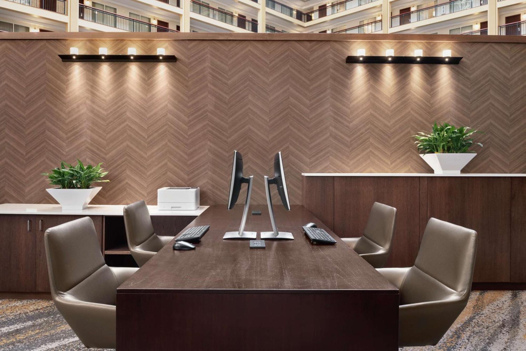 Embassy Suites Cleveland-Rockside Independence Bagian luar foto